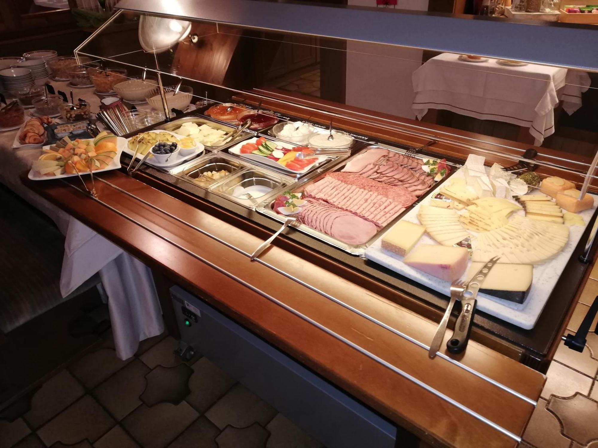 היטיסאו Hotel Oxa מראה חיצוני תמונה