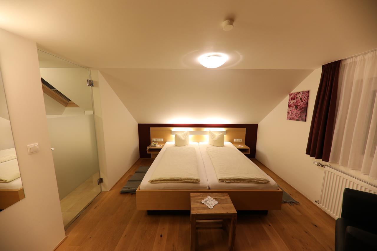 היטיסאו Hotel Oxa מראה חיצוני תמונה